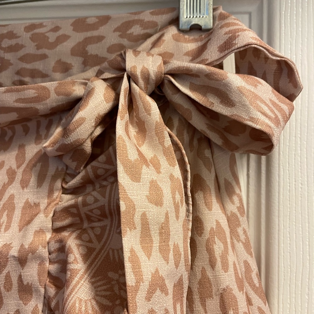 Kendall & Kylie Tan Ruffled Leopard Faux Wrap Skirt Medium - Picture 3 of 5